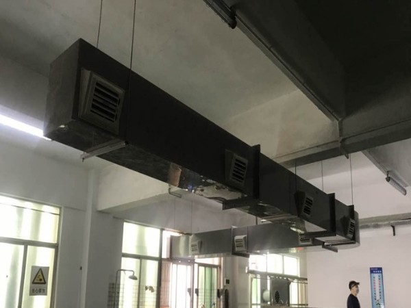 注塑車(chē)間安裝環(huán)?？照{(diào)的效果