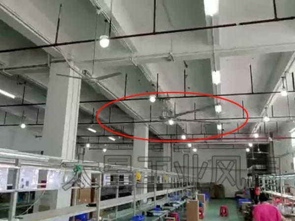 高大廠房車間通風(fēng)降溫，現(xiàn)在流行這樣裝，太實用了