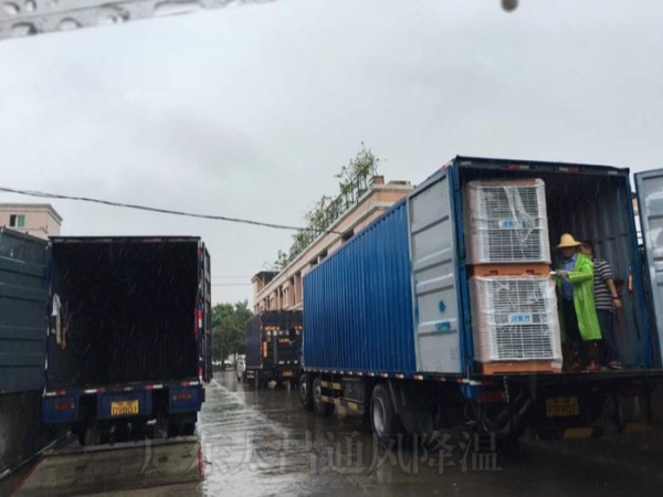 車間降溫設(shè)備|環(huán)?？照{(diào)讓你的車間輕松降溫