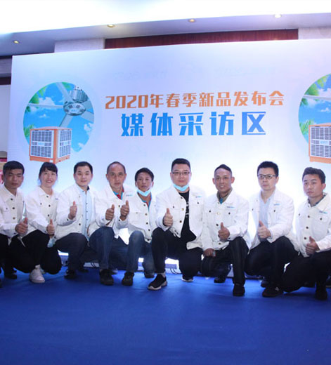 大型車間采用負(fù)壓風(fēng)機(jī)和環(huán)?？照{(diào)通風(fēng)降溫的特點